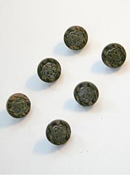 6 country- style buttons