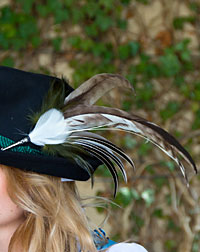 "Hahnen" hat feather