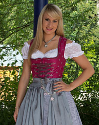 "Wustrow" dirndl + apron