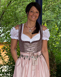 "Babenhausen" Dirndl mit Schürze