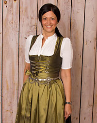 "Rattiszell" Dirndl mit Schürze