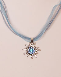 "Edelweißchen" Halskette hellblau