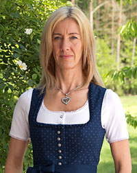 "Weiden"Stretch-Dirndlbluse Gastro bis...