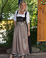 Bedienungsdirndl lang ohne Schürze