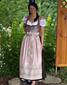 "Bachhagel" Dirndl mit Schürze