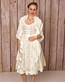 Hochzeitsdirndl mit Schürze creme
