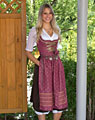 "Ismaning" Dirndl mit Schürze