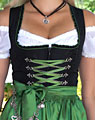 "Planken" Dirndl mit Schürze