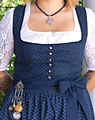 "Wasserburg" Dirndl mit Schürze