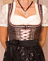 "Kohlberg dirndl + apron