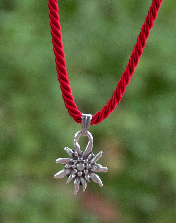 "Edelweiß" necklace red - Bild vergrößern