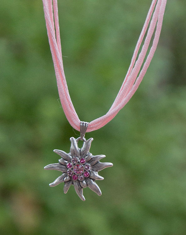 "Edelweiß" necklace rose - Bild vergrößern