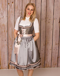 Dirndl kurz 